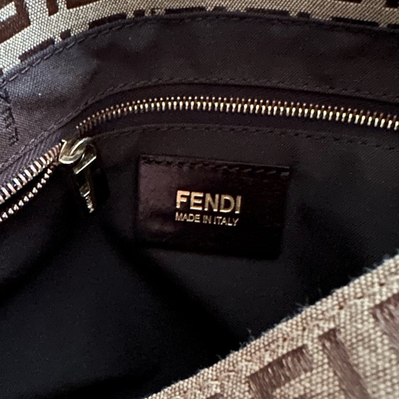Vintage Fendi Zucchino Mama Shoulder Bag - Picture 6 of 10
